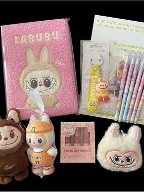 NWT-LABUBU MONSTERS & MORE BUNDLE